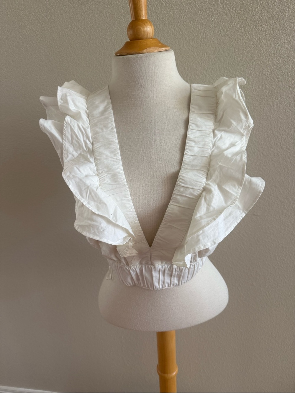 Abercrombie Fitch White Ruffle Sleeve Crop Top V Neck Blouse Size Large